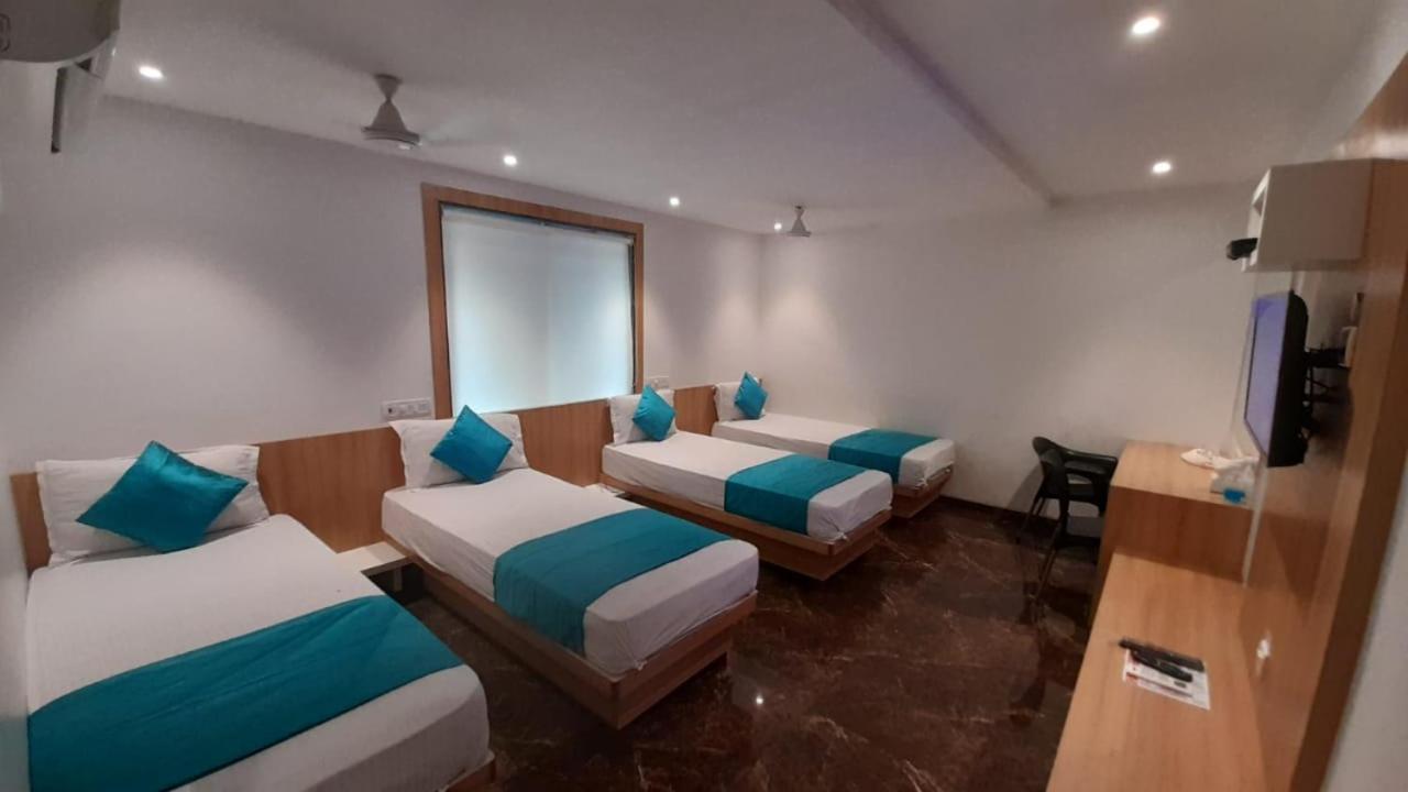 Hotel Royal Oak Navi Mumbai-Stz 1002 Exterior photo