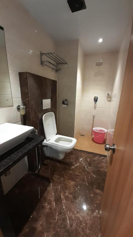 Hotel Royal Oak Navi Mumbai-Stz 1002 Exterior photo